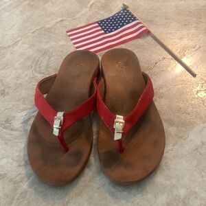 Vionic Red Sandals 